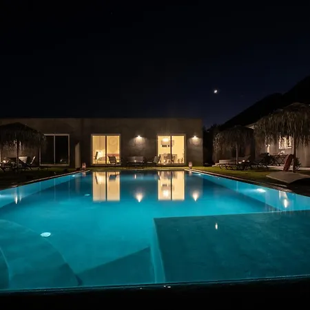 Sagma With Pool 페리사