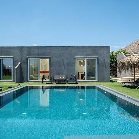 Sagma With Pool Villa *