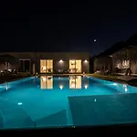 Sagma With Pool Περίσσα