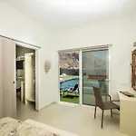 Villa Sagma Perissa (Santorini)